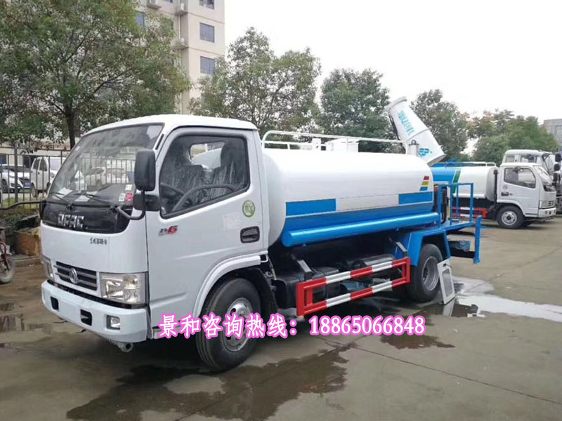 汽車灑水車
