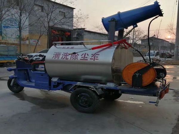 新能源電動(dòng)三輪灑水車(chē)