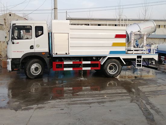12噸灑水車