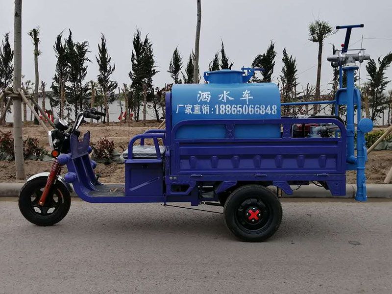 新能源高炮三輪灑水車(chē)