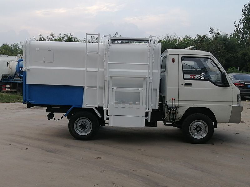 高端垃圾車