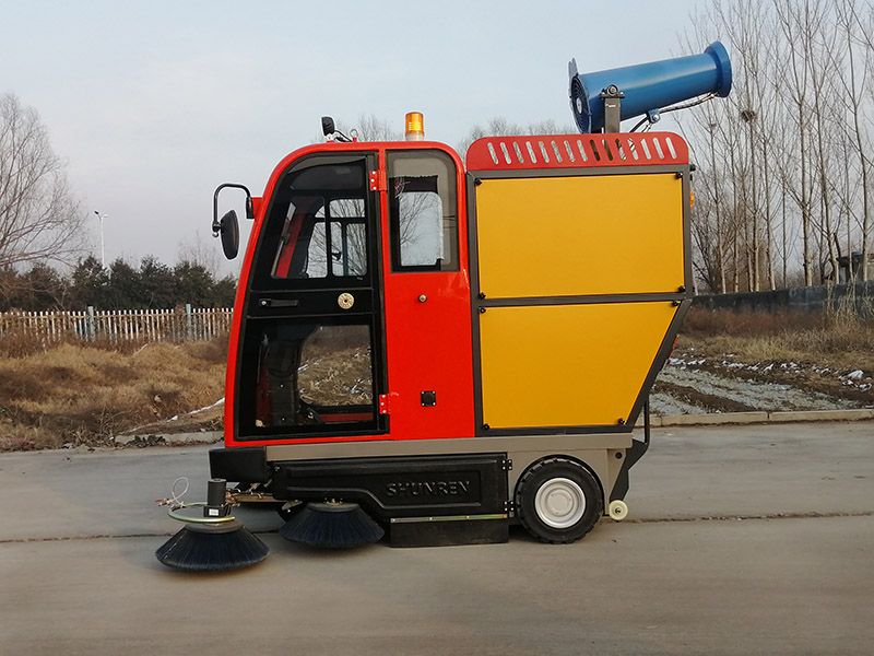 多功能掃地車(chē)