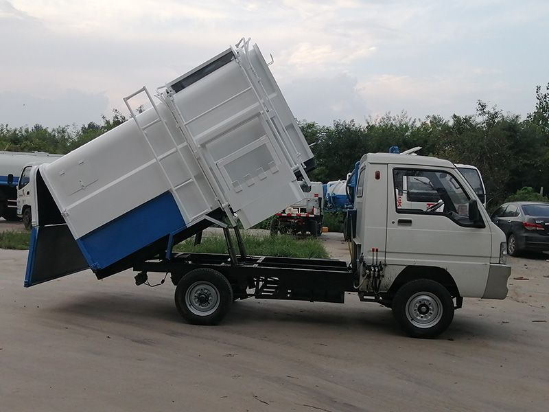 高端垃圾車