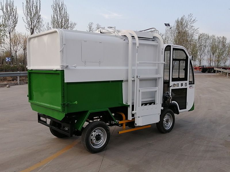 高端電動(dòng)垃圾車(chē)