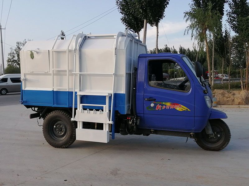 機(jī)動(dòng)垃圾車