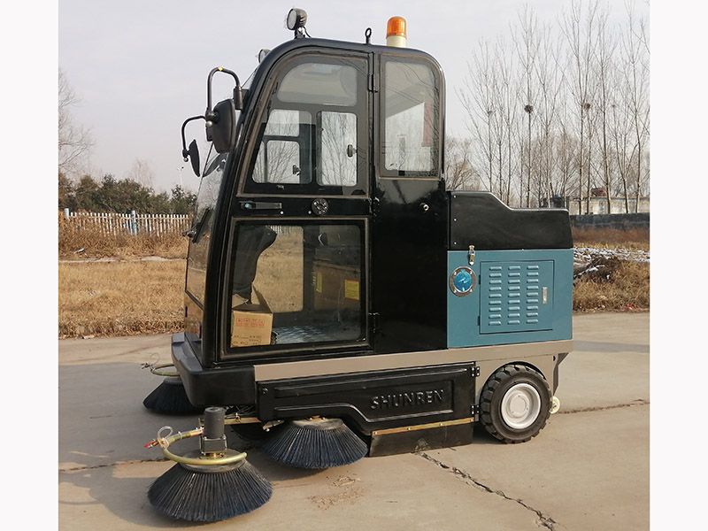 電動(dòng)掃地車
