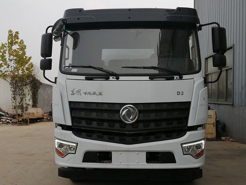東風(fēng)15立方吸污車