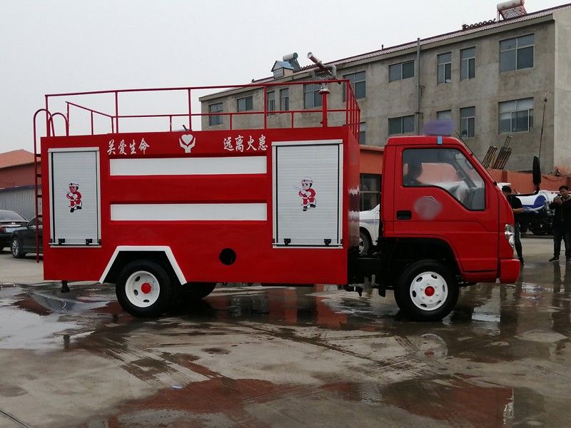 5噸消防灑水車(chē)